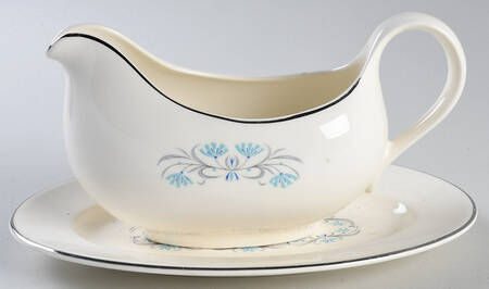 Queens Taste Gravy Boat & Underplate by Taylor, Smith & Taylor (Ts&T)