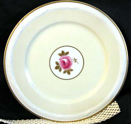 TRV522 Salad Plate