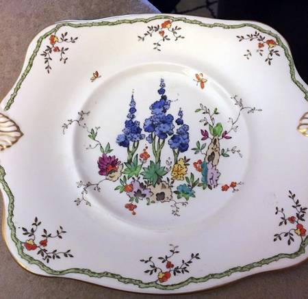 TUS130 Handled Cake Plate