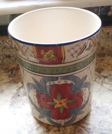 Cordova 7" Utility Crock