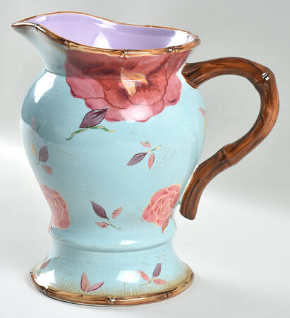 Belle 76 Oz Pitcher
