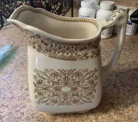 Panel Brown Creamer