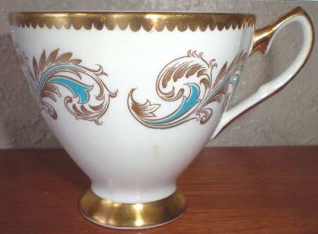 1134 Footed Cup