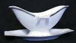 THU362 Gravy Boat with Attached Underplate