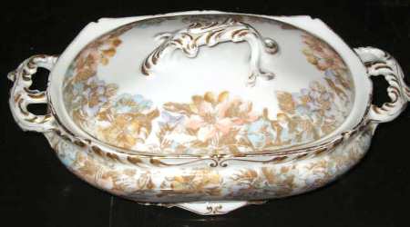 TRV621 Oval Covered Vegetable