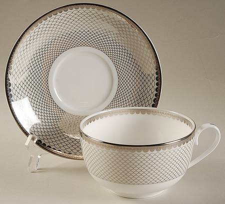 Marielle Platinum Flat Cup & Saucer Set