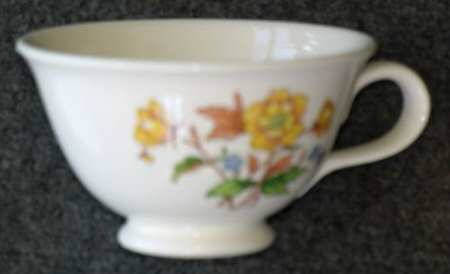 TST735 Footed Cup