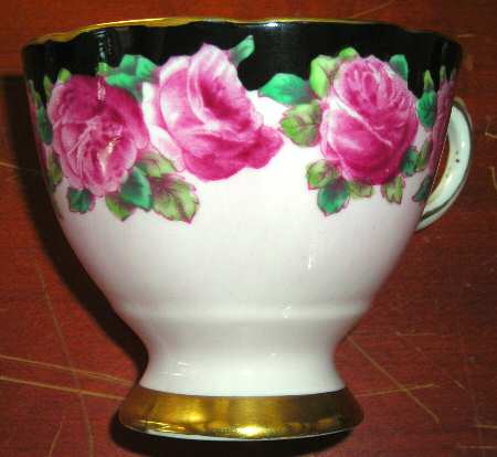 9298 Footed Cup