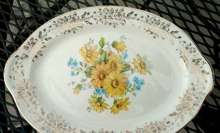 TST918 12" Oval Serving Platter