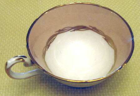 TUS134 Footed Cup