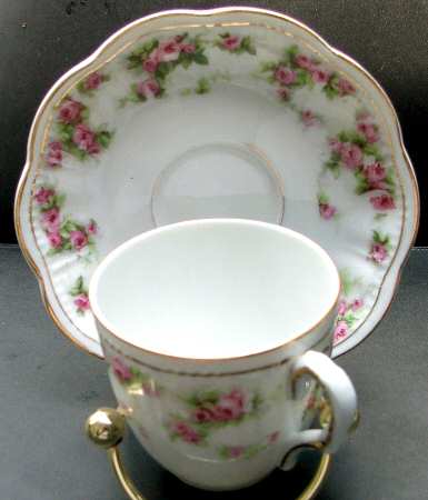 TIA9 Flat Demitasse Cup & Saucer Set