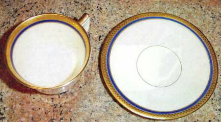 TAT32 Footed Demitasse Cup & Saucer Set