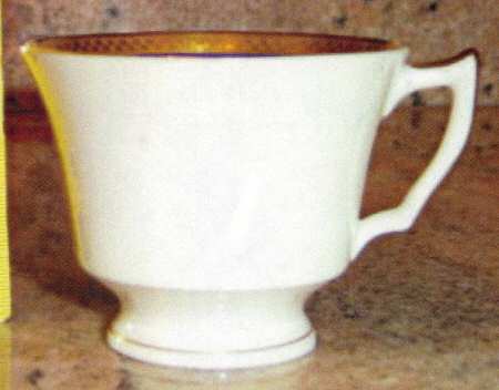 TAT32 Footed Demitasse Cup