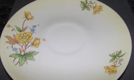 TST925 Saucer