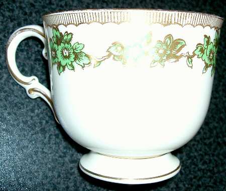 TUS136 Footed Cup