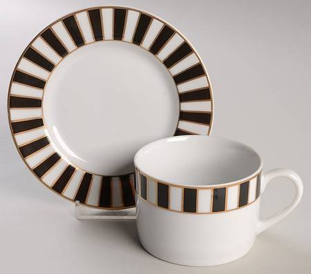 Martinique Black Flat Cup & Saucer Set