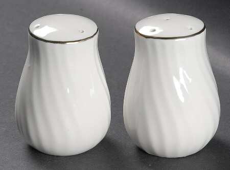 TTO16 Salt & Pepper Set