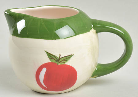 Apple Valley Creamer