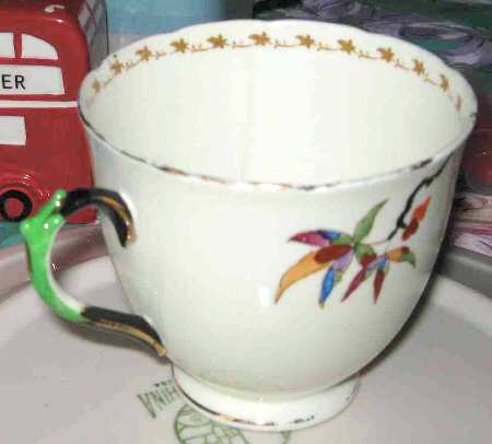 TUS142 Footed Cup