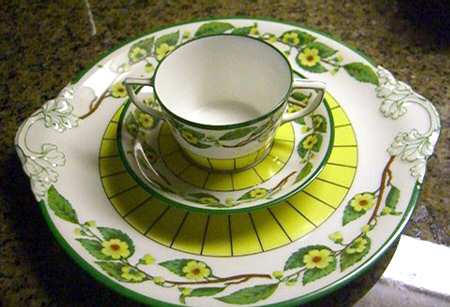 TRV663 Flat Bouillon Cup & Saucer