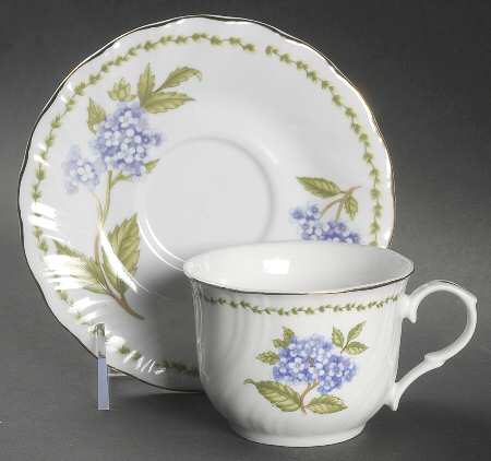 TLT5 Flat Cup & Saucer Set