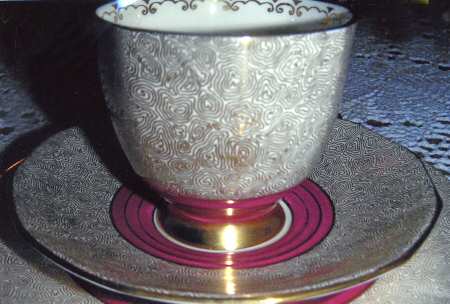 TUS149 Footed Cup & Saucer Set