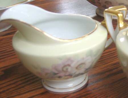 THO451 Creamer