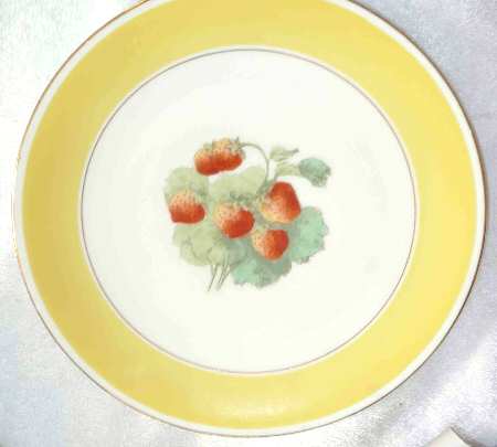 TRV682 Dinner Plate