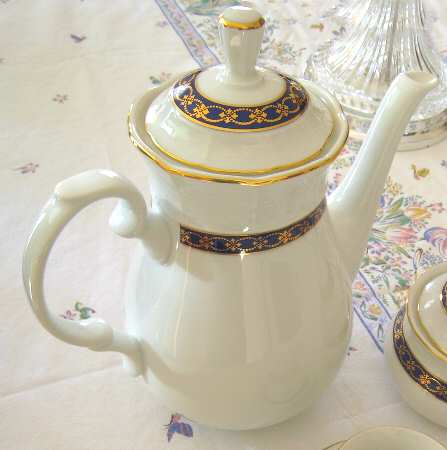 THU394 Coffee Pot & Lid