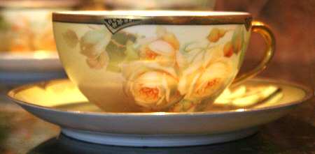 Miramor Flat Cup & Saucer Set