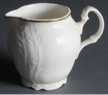 Royal Prague Creamer