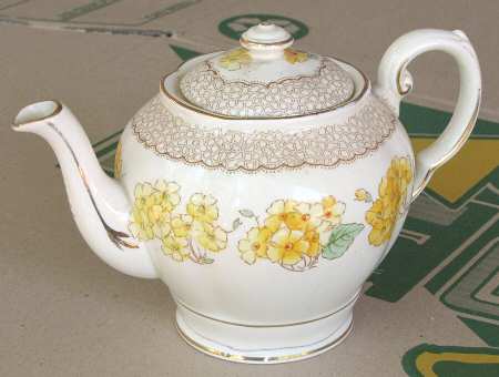 TUS153 Teapot & Lid