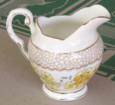 TUS153 Creamer