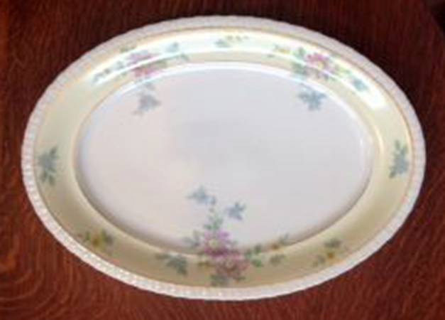 THU403 12" Oval Serving Platter