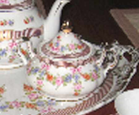 THU405 Sugar Bowl & Lid