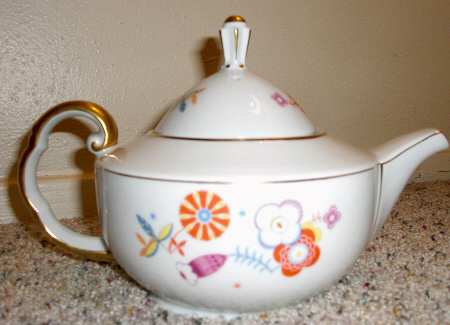 4036 Teapot & Lid