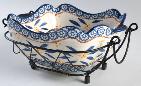 Old World Blue 1.5 Qt Square Bake & Serve Bowl with Metal Stand