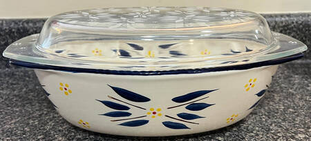Old World Blue 12" Oval Baker & Glass Lid