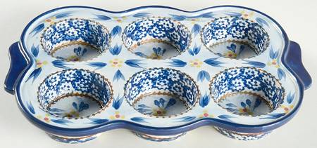 Old World Blue Muffin Pan (Holds 6 Muffins)