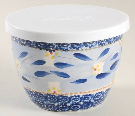 Old World Blue 5" 1 Qt Round Bowl & Plastic Lid