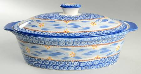 Old World Blue 3 Quart Oval Covered Casserole