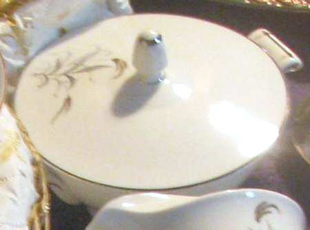 Harvest Sugar Bowl & Lid