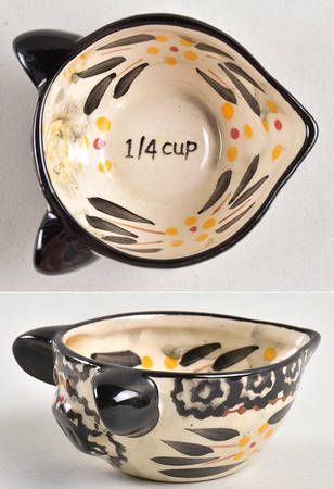 Old World Black 1/4 Cup Measuring Cup