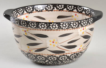 Old World Black 6" 1 Qt Round Bowl