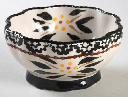 Old World Black 4" Nesting Pedestal Bowl