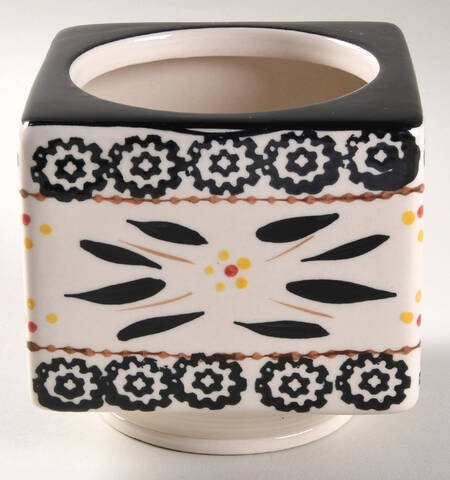 Old World Black 24 Oz Square Stacking Canister No Lid
