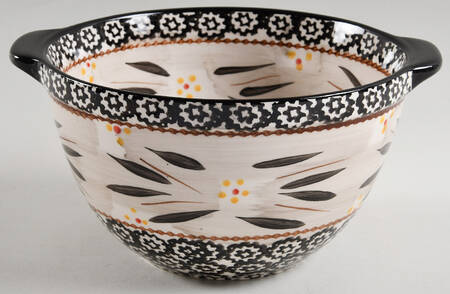 Old World Black 1.5 Quart Round Casserole No Lid