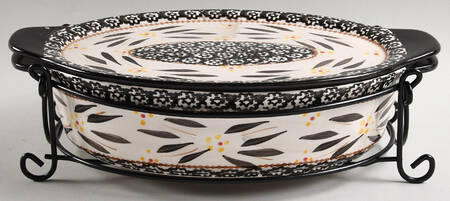 Old World Black 2.5 Qt Covered Casserole & Metal Stand