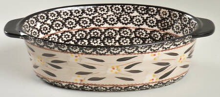 Old World Black 11" Oval Baker