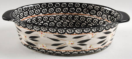 Old World Black 11" Oval Baker